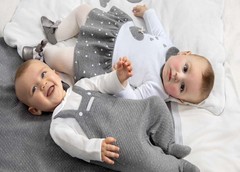 Inscribir un nacimiento en dos hermanas