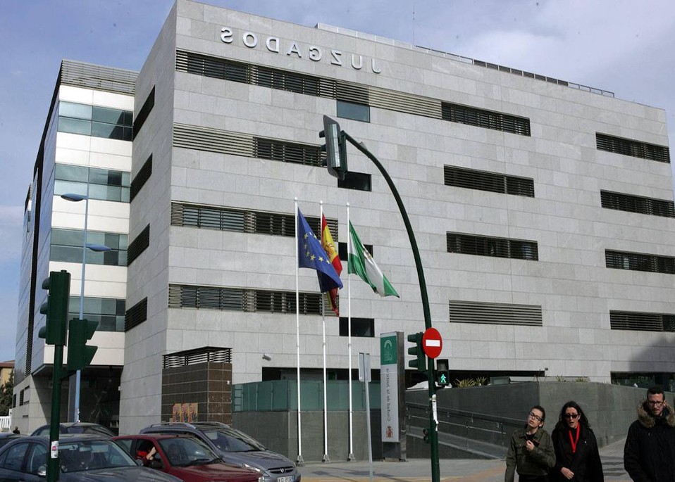 Registro civil de dos hermanas